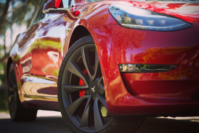 tesla-performance-model-3